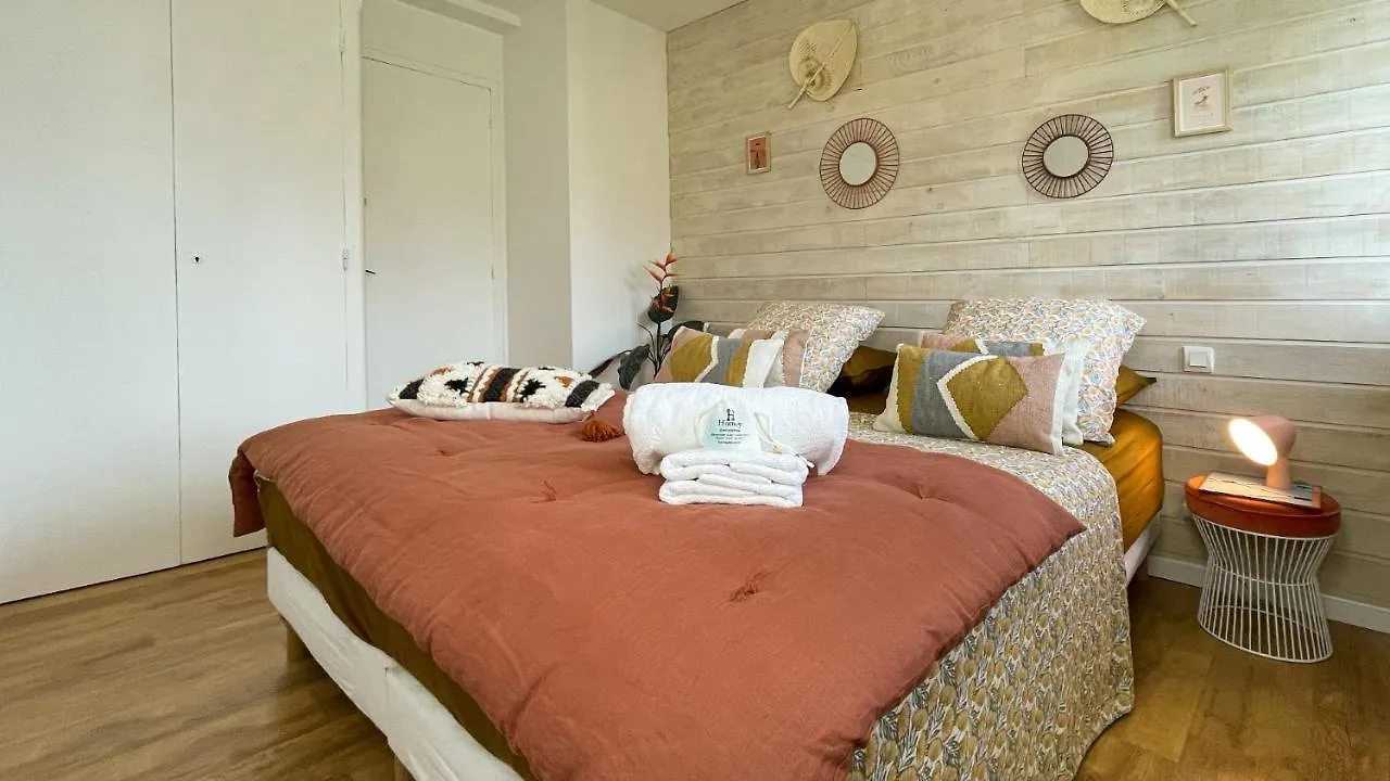 Homey Montaigne - New - A 1 Min A Pied Du Lac D'Annecy - 2 Balcons Prives - Appartement Avec 2 Chambres - Stationnement Gratuit Toute L'Annee Sauf En Ete - Juin A Aout
